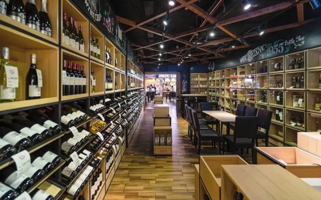 Saigon Finest - IDG Suite Collection - 10J