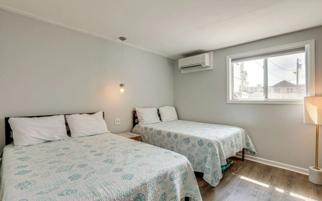 Wildwood Condo: Community Pool, Walk to Beach!