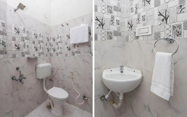 OYO Flagship 70280 Om Gulmohar Avenue