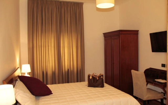 St. Peter' Six Rooms & Suites