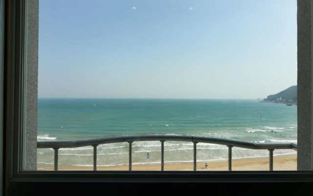 Busan Songjeong S Hotel