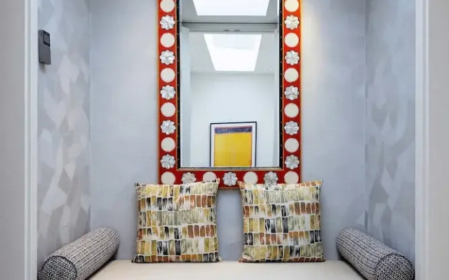 Sophisticated Splendour