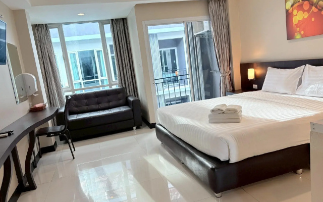 The Ozone Boutique Hotel (SHA Plus)