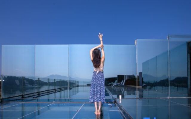 Just Life Inn (Zixing Dongjiang Lake Bailang Scenic Spot)
