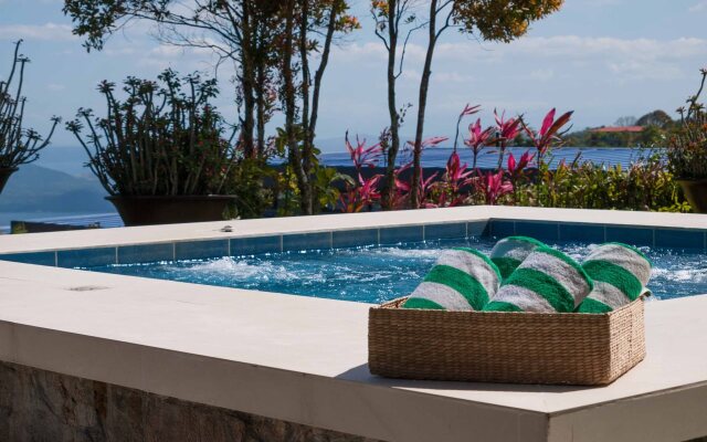 Discovery Country Suites