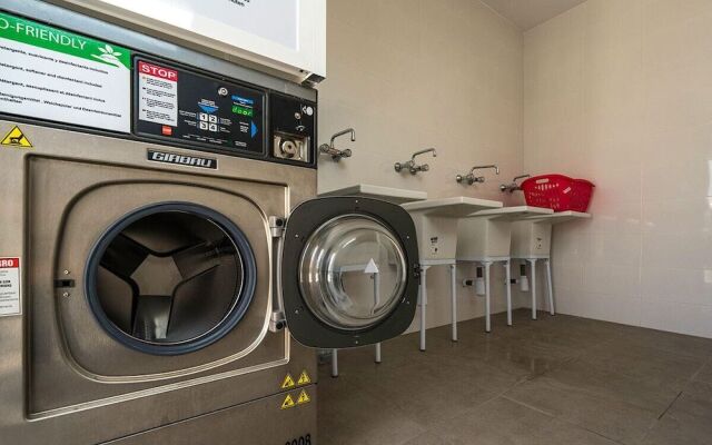 Camping Sol De Calpe Austral Caravan Park