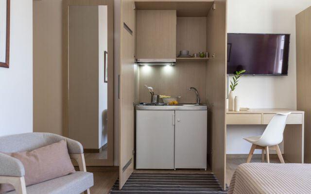 Gallery Suites & Residences, Piraeus