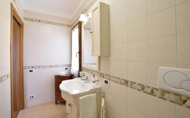 Amazing Home in Montemerlo With 2 Bedrooms