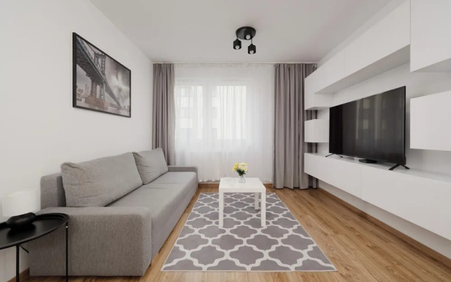 Bright Studio Legnicka by Renters