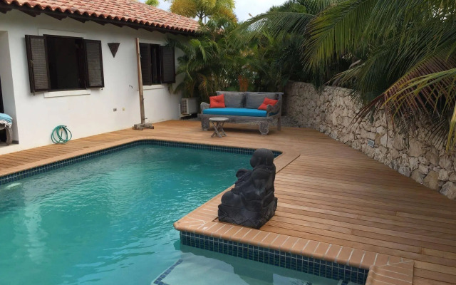 Lagoon Villas