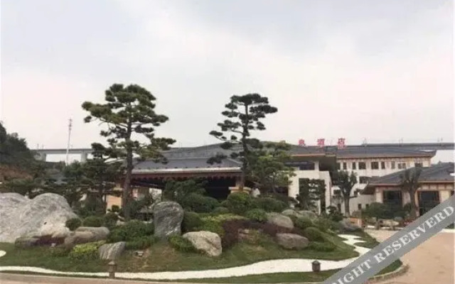 Xinmuyang Hot Spring Hotel
