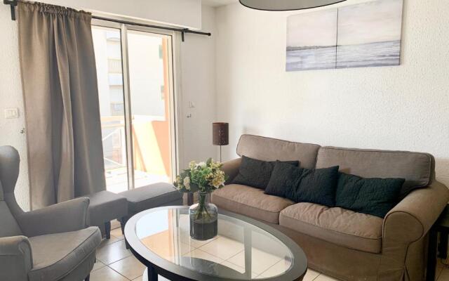 Appartement les pieds dans l'eau à Cavalière (Lavandou 83)