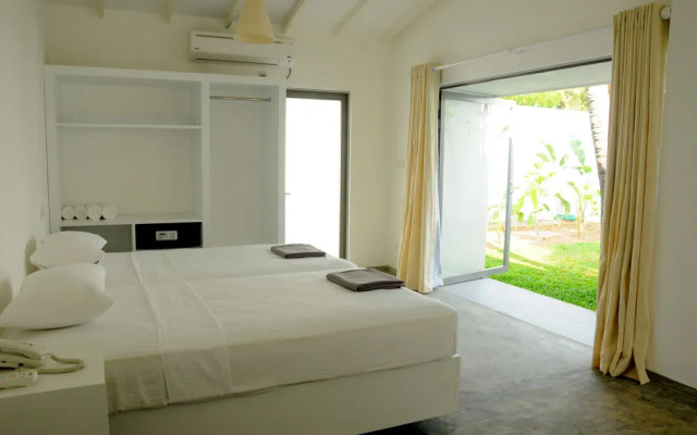 Kabalana Surf Lodge