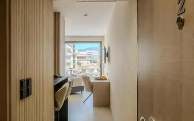 Agora Views