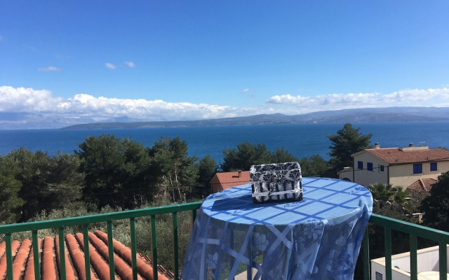 Rina - With Pool - A6