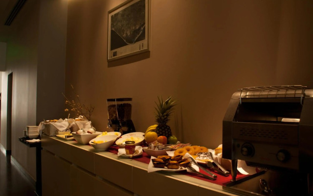 Aqua Ria Boutique Hotel