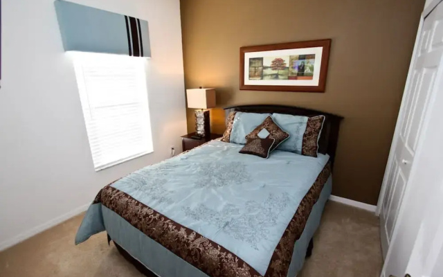 3031 Encantada