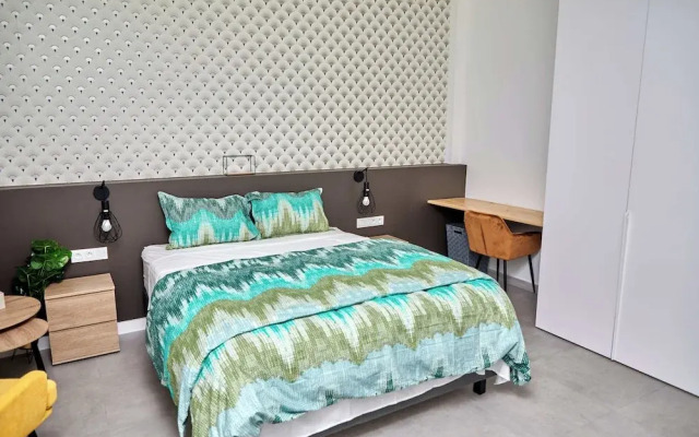 Waypoint Suites