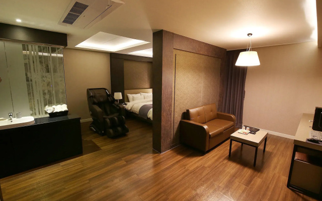 Modern Hotel