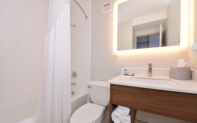 Holiday Inn Express Towson - Baltimore North by IHG