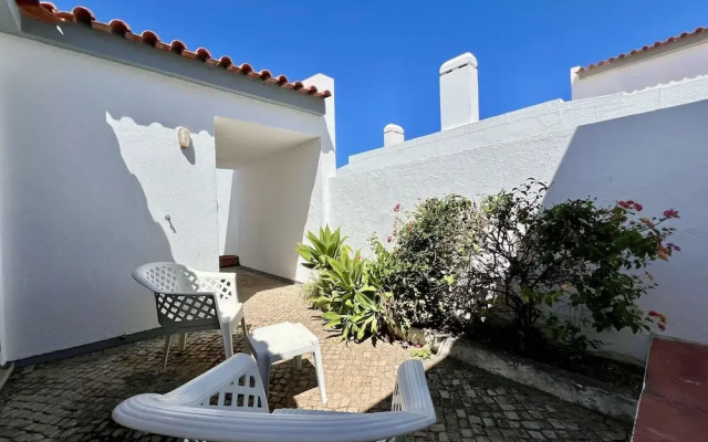 Vilamoura SUN Bright With Pool by Homing