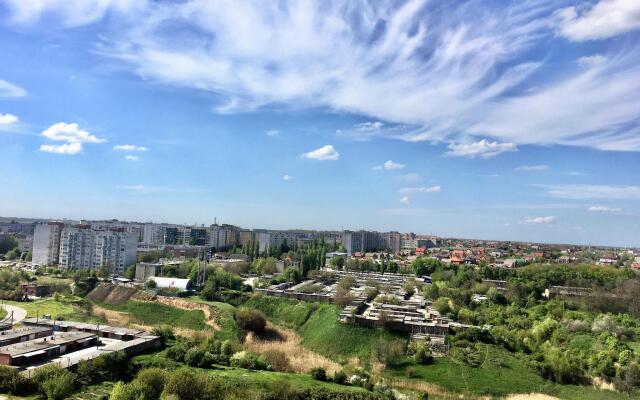 Апартаменты на улице Платова 101А