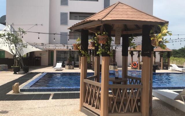 Sakura Park Hotel & Residence