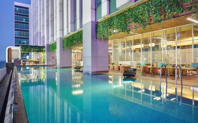 JS Luwansa Hotel and Convention Center
