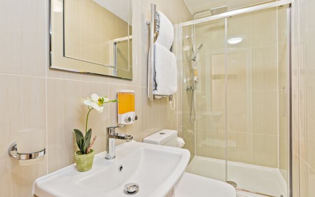 Metro Service Apartments Bedford