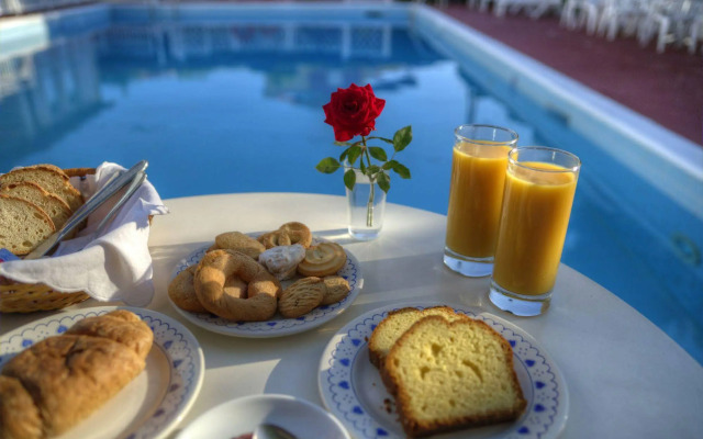 Hotel Taxiarhis