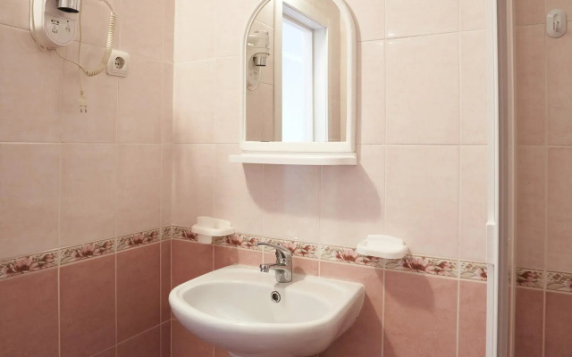 Nostalzhi Guest House