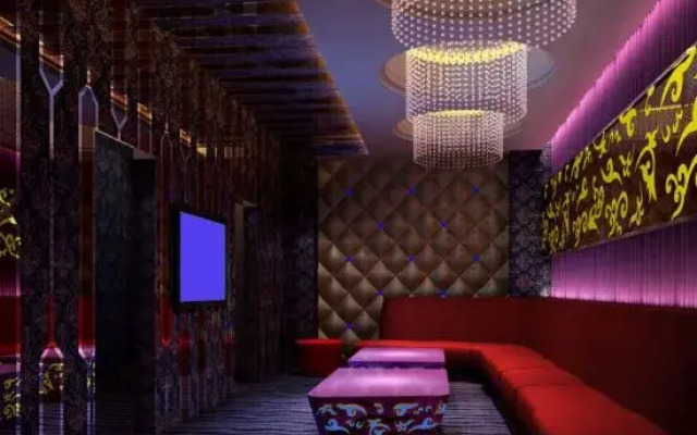 Jinding Mingdu International Hotel