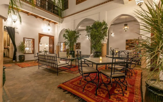 Riad Les Trois Palmiers El Bacha