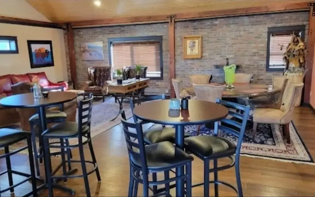 Angler Village Inn