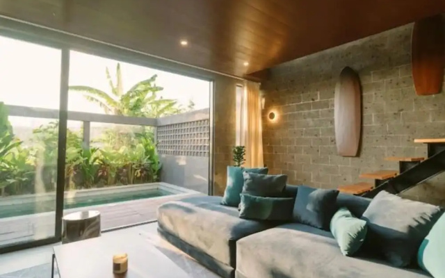 Luxury 3BR Townhouse – Guest Rooms – Canggu