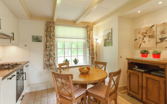 Serene Holiday Home in Baarn with Private Garden