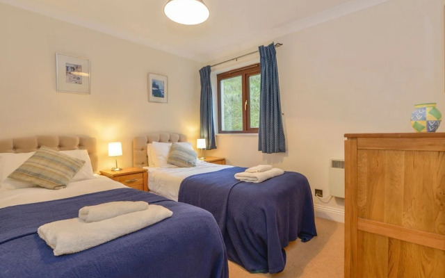 19 Burgh Island Causeway