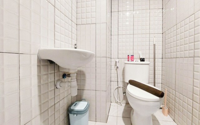 Cozy And Strategic Studio Apartment At De Prima