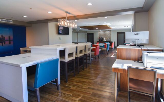 Best Western Plus Lafayette Hotel University Area