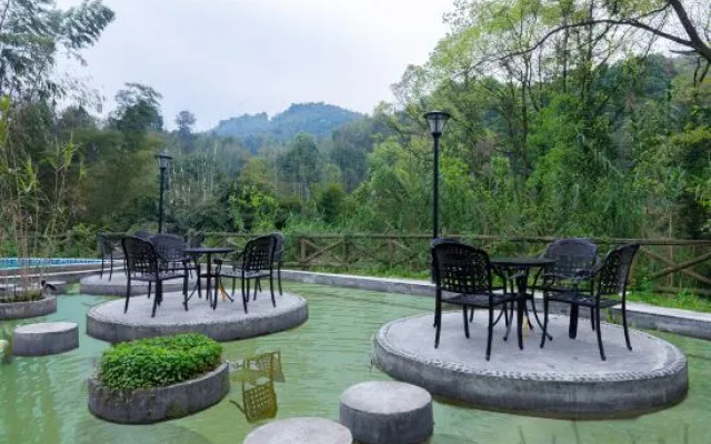 Yibin Shunan Bamboo Forest Sizhi Farm Stay