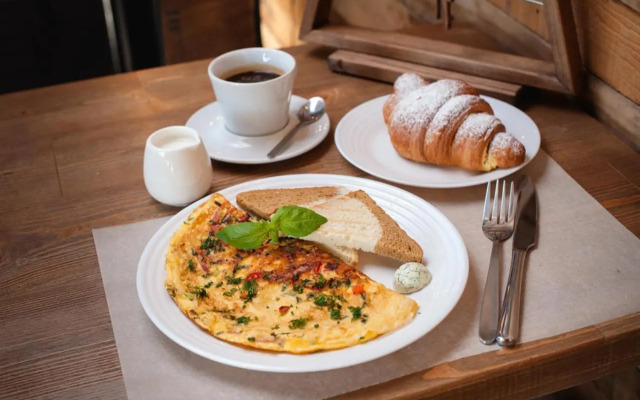 Alemeyn The Taksim Leons Hotel Cafe & Spa