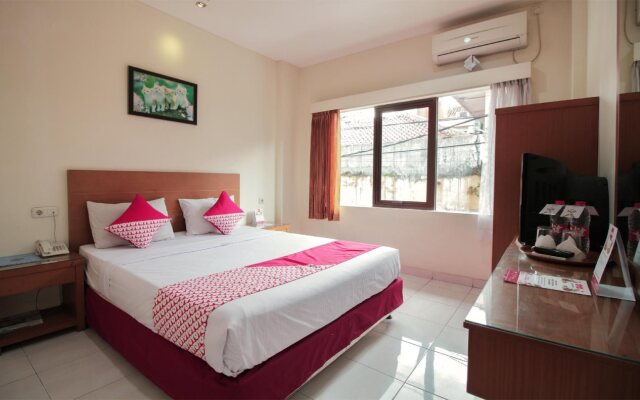 OYO 259 Galaxy Inn