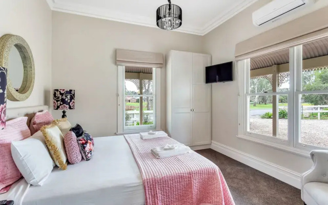 Grandview Accommodation - The Flaxley Apartments