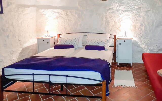 Amazing Home in Lovran With 2 Bedrooms and Wifi
