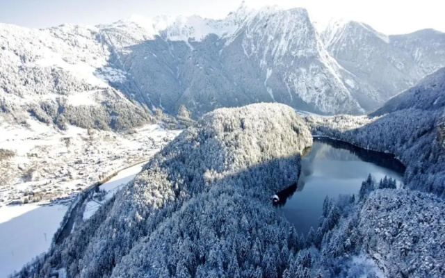 Superior Chalet mit 4 Schlafzimmern & Wellness