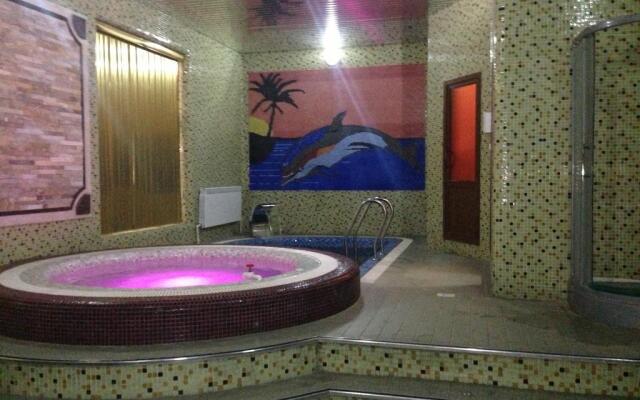 Hayot Hotel