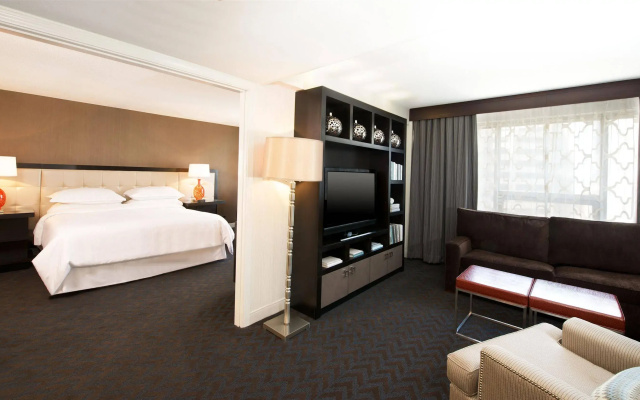 Sheraton Indianapolis City Centre Hotel