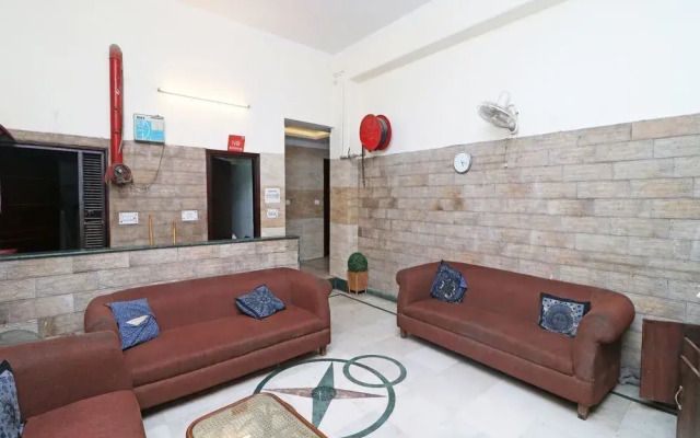 OYO 13653 Hotel Hari Piorko Grand