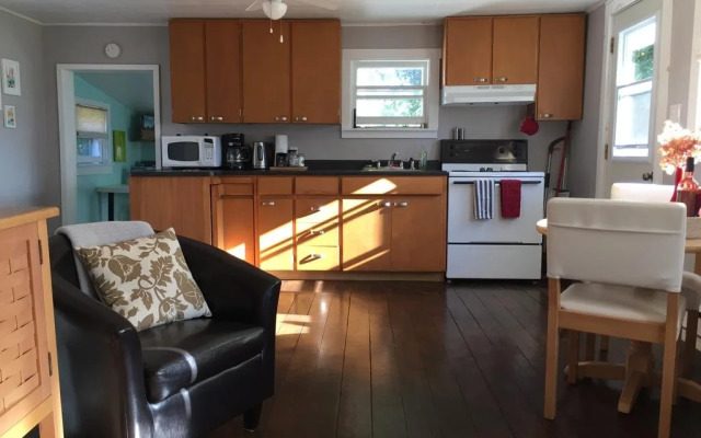 Far Far Away Guesthouse