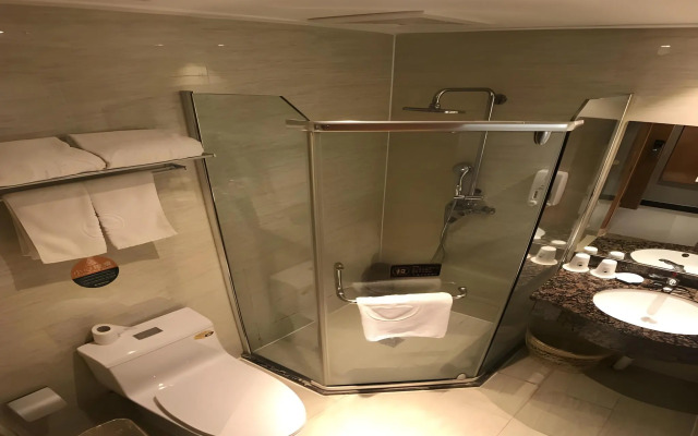 GreenTree Inn Jiangyin Zhouzhuang Shiji Avenue Business Hotel